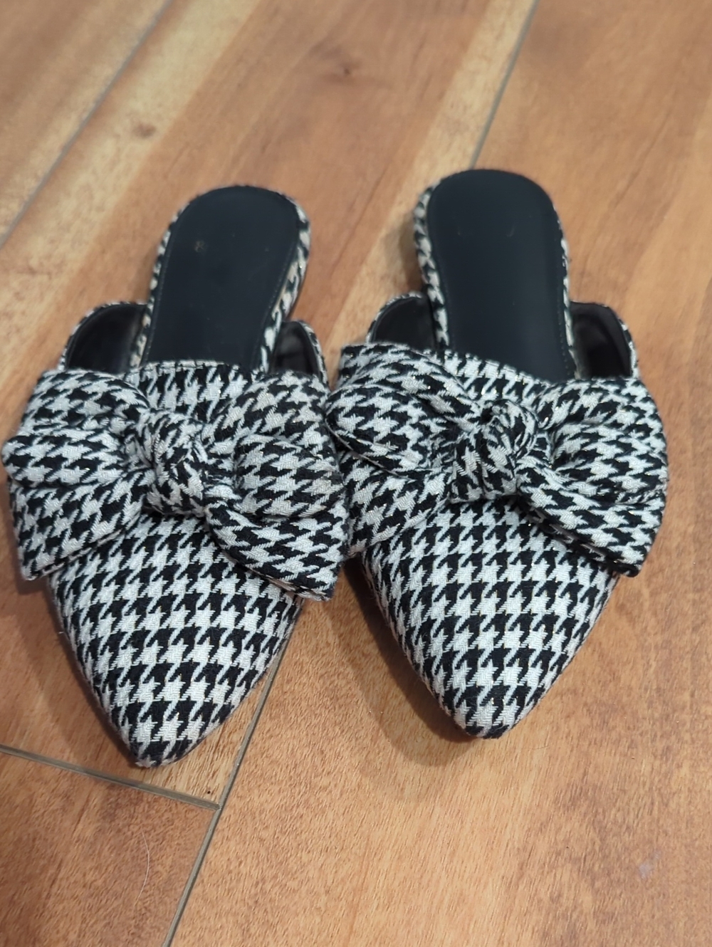 Crown & Ivy Shimmer Bow Slide Mules